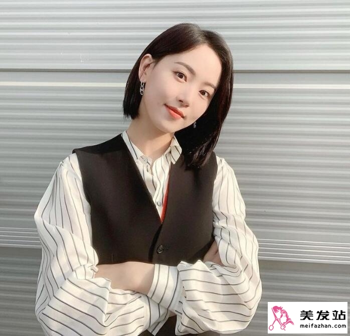 最新短发女生发型指南，2025流行趋势与详细步骤解析